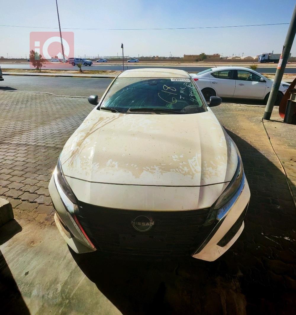 نيسان ألتيما